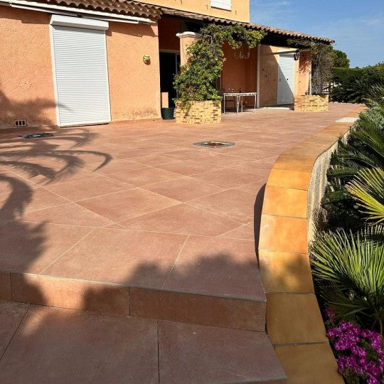 TERRACOTTA BLUSH