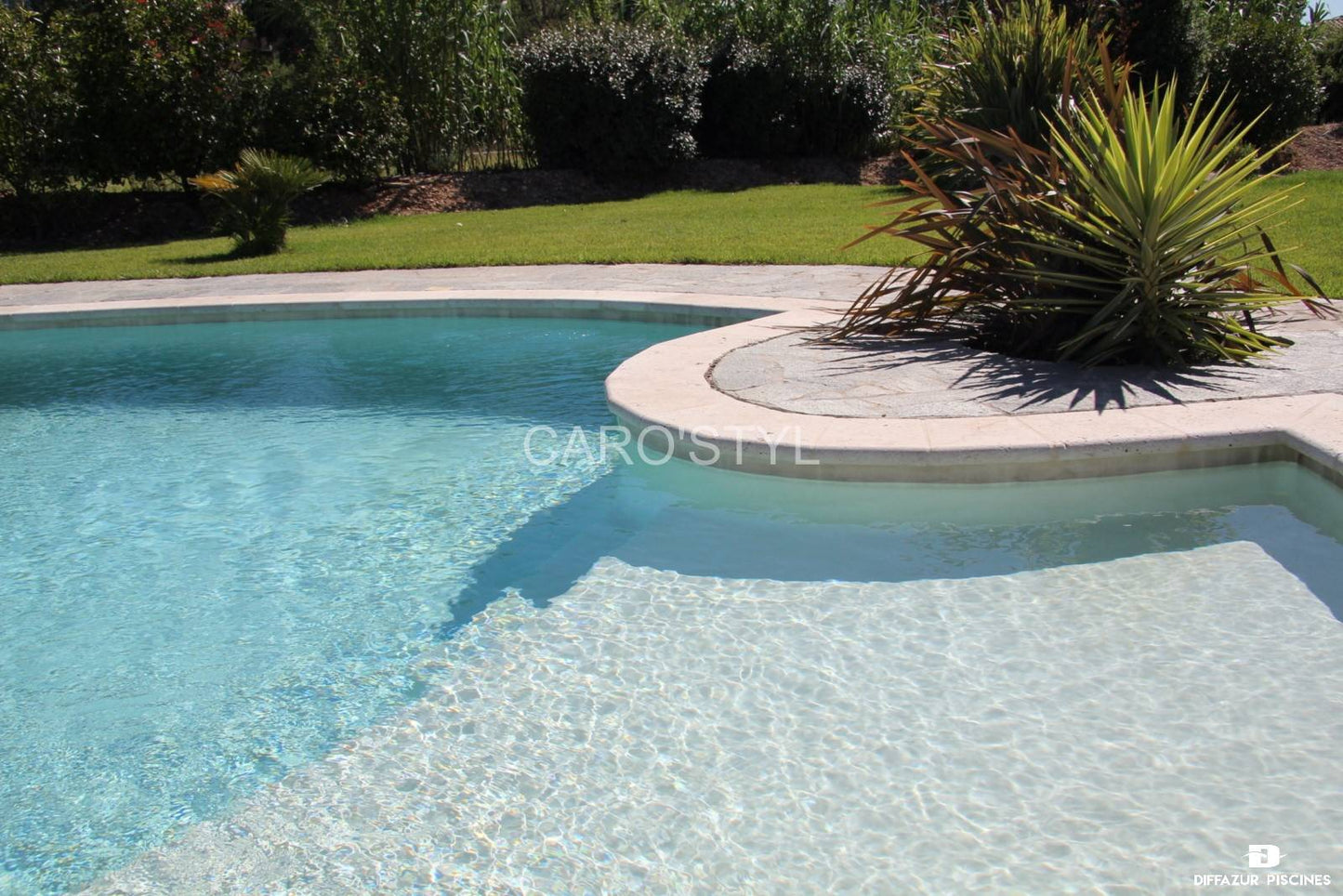 MARGELLE TRAVERTIN BEIGE 5 CM BORD ROND